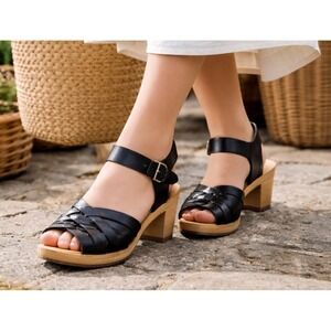 NEW MIA Womens Bety Swedish Clogs Size 8 Black Scandinavian Artsy Euro Summer